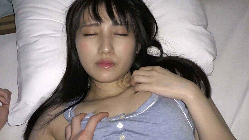 あなたのスマホ大丈夫？ 天才ハッカーがスマホから抜き取った 一般人のエロ動画がヤバすぎる サンプル画像 1