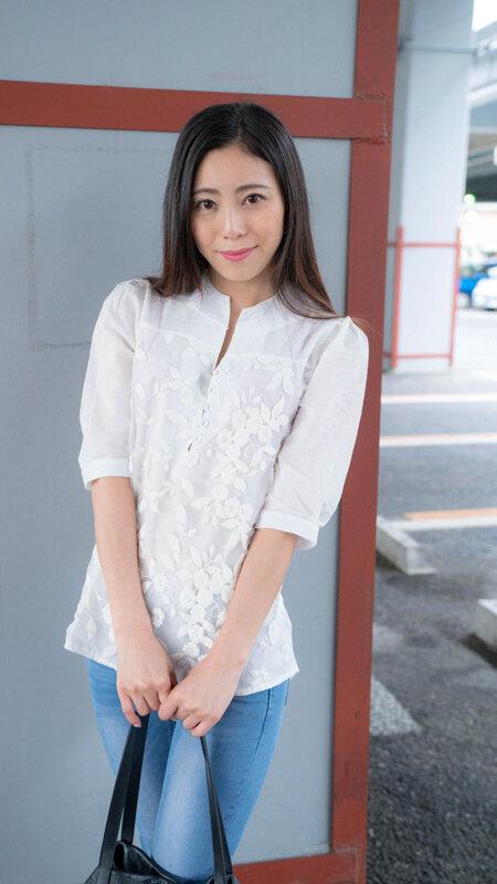 あなた誤解してますよ！黒髪清楚な人妻って、実は隠れヤリマンだったりします。。。清楚系エロギャップ最強説！ 12人240分7 サンプル画像 3