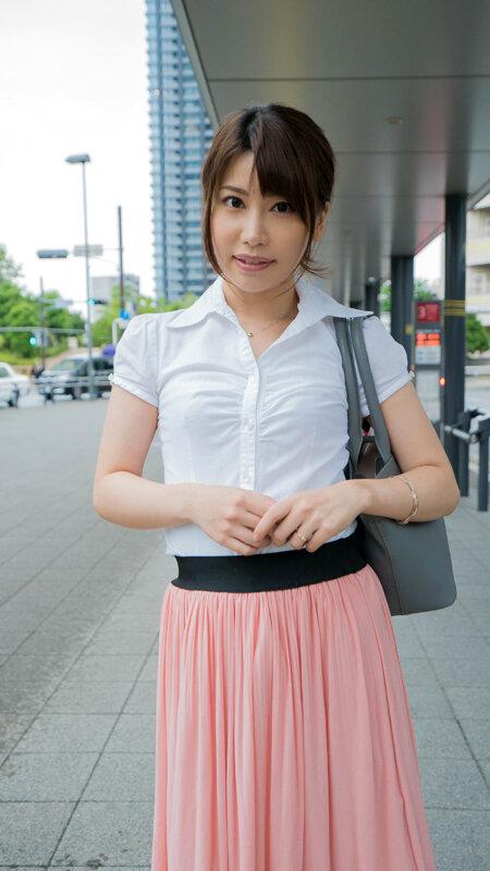 【清楚で品良くセレブな人妻たち】 ナンパ中出し ラグジュアリーエロス 12人4時間SP2 サンプル画像 13