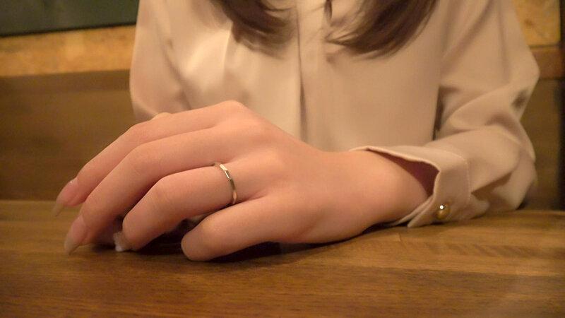 完生妻 関西で知り合った美脚スレンダー若妻 あかり（25） 花里アカリ サンプル画像 2