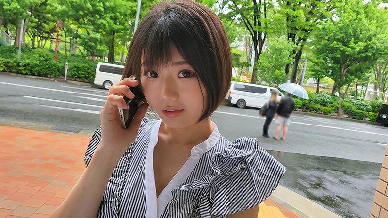 【家出×生ハメ】セブイレで拾った訳ありちっぱいちゃん ＃1りくちゃん 市川りく サンプル画像 2