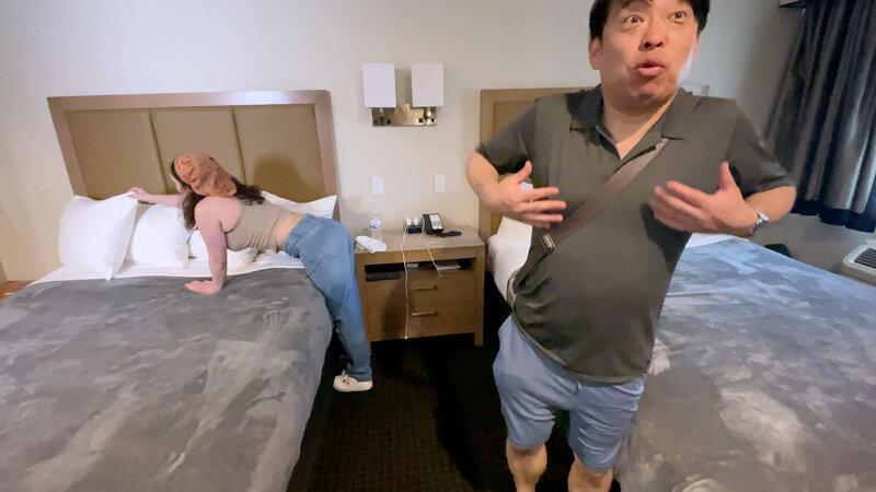 ロス滞在中の巨乳ハウスキーパーにチップ多く払ったらセックスまでしちゃった！エヴァ（30） サンプル画像 3