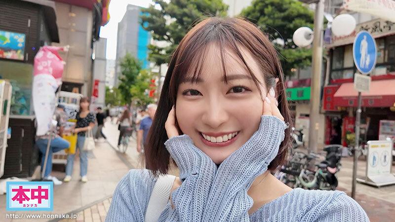 横浜デートして、野外キスして、イチャついて流れでラブホに入って一発射精してももう1回ヤリたい… ノーカットハメ撮り中出し2本番と顔射。美谷朱音と休日のプライベートSEX120分 サンプル画像 2