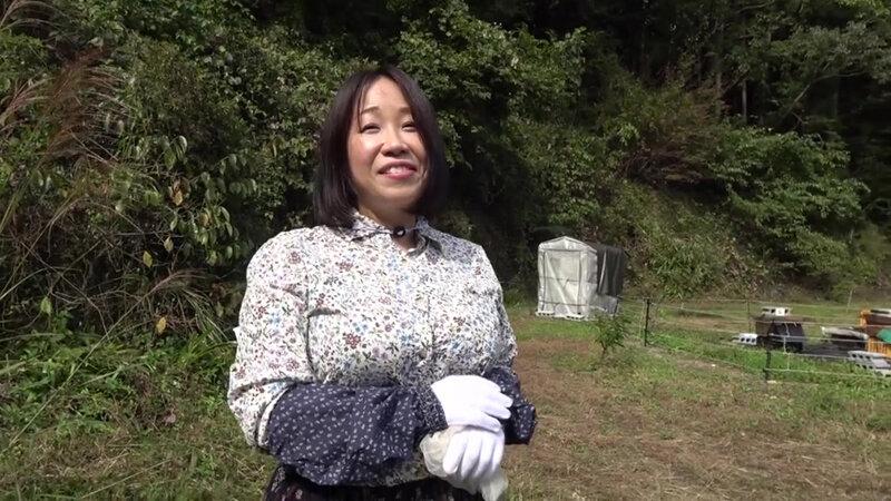埼玉・深谷で養蜂場を営むお母さん 桃乃美香 サンプル画像 1