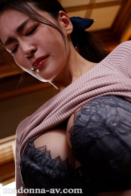 愛する夫の為に、身代わり週末肉便器。 超絶倫極悪オヤジに、孕むまで何度も中出しされ続けて…。 橘メアリー サンプル画像 3