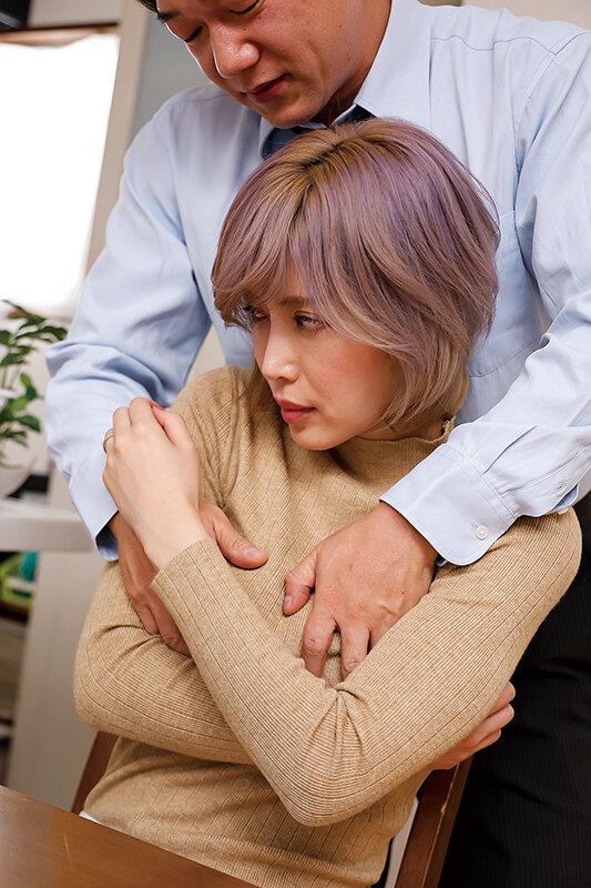 息子の受験合格の為に肉体を捧げたお受験ママ 君島みお サンプル画像 2