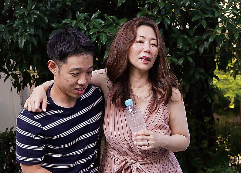 熟女の恩返し 翔田千里 サンプル画像 1
