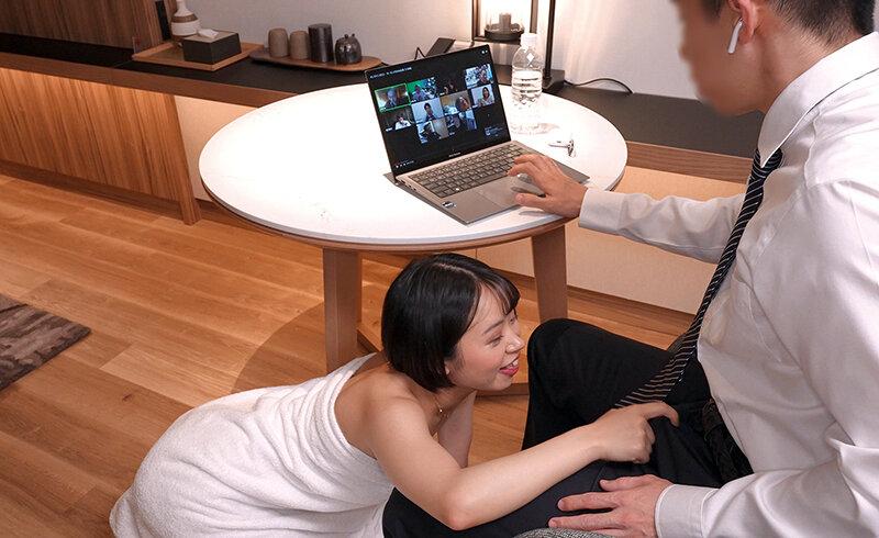 憧れの上司と地方出張…どうしてもエッチしたかったのでわざと相部屋にしちゃいました 菊池はる サンプル画像 2