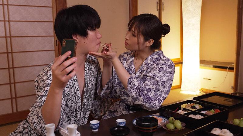濃密な上下の交わりに、性器から何度も溢れ出る愛液と潮まみれ 下品な愛人と中出し温泉不倫 南條彩 サンプル画像 16