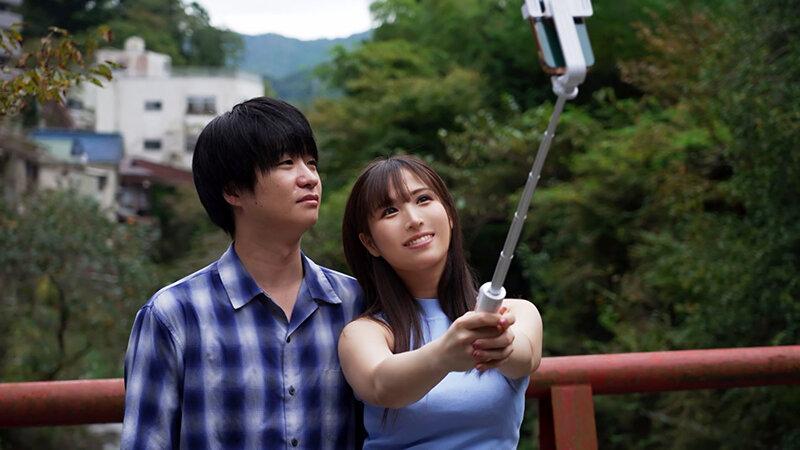 濃密な上下の交わりに、性器から何度も溢れ出る愛液と潮まみれ 下品な愛人と中出し温泉不倫 南條彩 サンプル画像 3