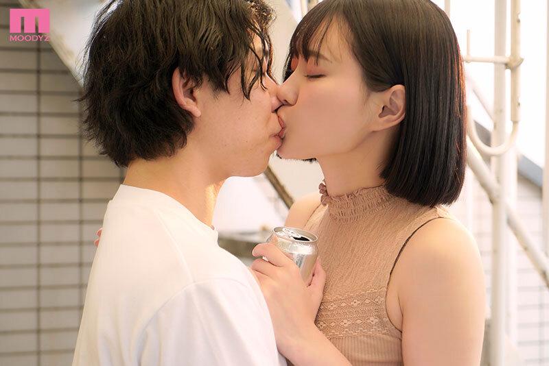 大嫌いが大好きに変わる純愛中出し ねぇ、甘えてもいい？大嫌いだった女上司と退職後にコンビニで再会そのまま一緒にお酒を飲んで仲良くなり田舎に帰るまでの1週間甘々エッチでヤリまくった。 美谷朱音 サンプル画像 2