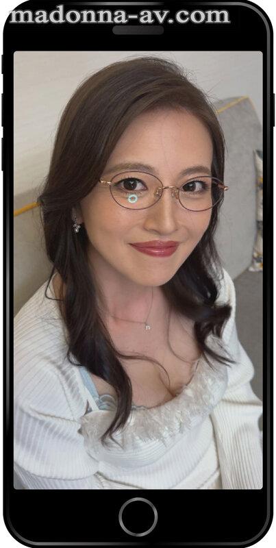 【スマホ推奨】 タテ動画 サクっとヌキたい人専門。 ※こちらは≪MADOOOON！！！！ めがね 「ただ、‘眼鏡’だけかけてと言われて来ました。」≫の本編中にスマホで撮影した映像です―。 木下凛々子 サンプル画像 3