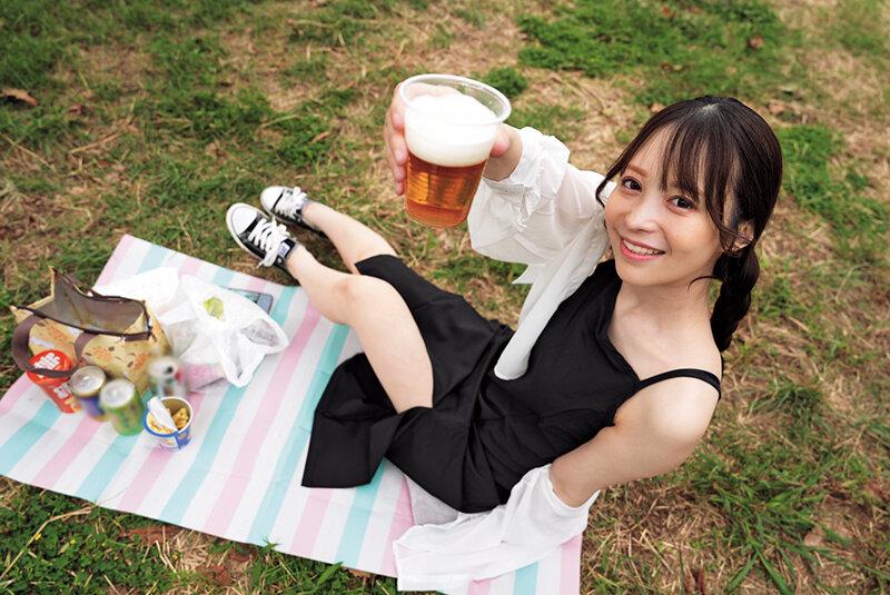 【夢幻調査隊】昼間の公園で一人でお酒を飲んでる女性急増！なぜか顔面偏差値Aランク【検証】話しを聞いてみた結果！みんなめちゃのんべえSEX好き判明！ サンプル画像 10