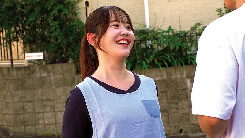 とってもかわいい保育士をガチナンパ！童貞君におっぱいチューチュー吸わせておチ〇ポをよちよち甘やかし射精させる授乳手コキしてもらえませんか！？優しく母性溢れる保育士さんたちはガチガチに勃起した生チ〇ポをそのままお股にぬぷっっ！筆下ろしスペシャル！！ サンプル画像 9
