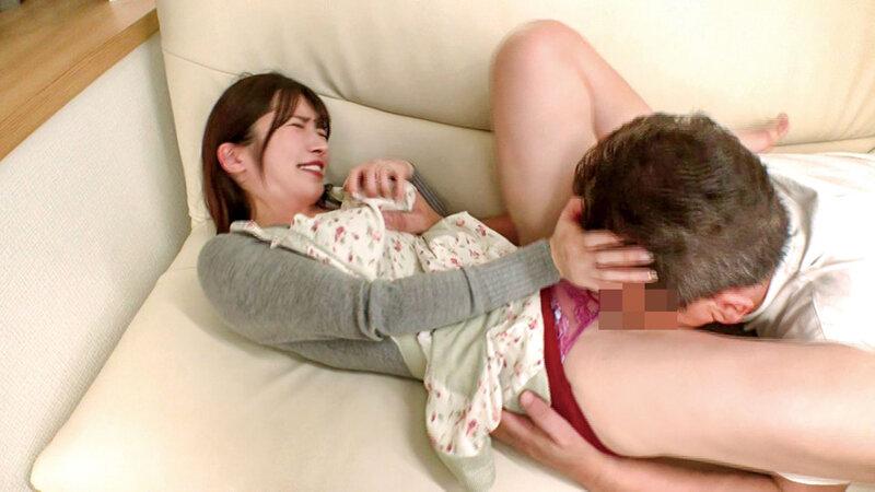 「くやしいけれど…夫のモノより大きくて…」 ～一度挿れたら消せない快感～ 近所のオラオラ男のイキリ巨根にねとられた妻 十束るう サンプル画像 15
