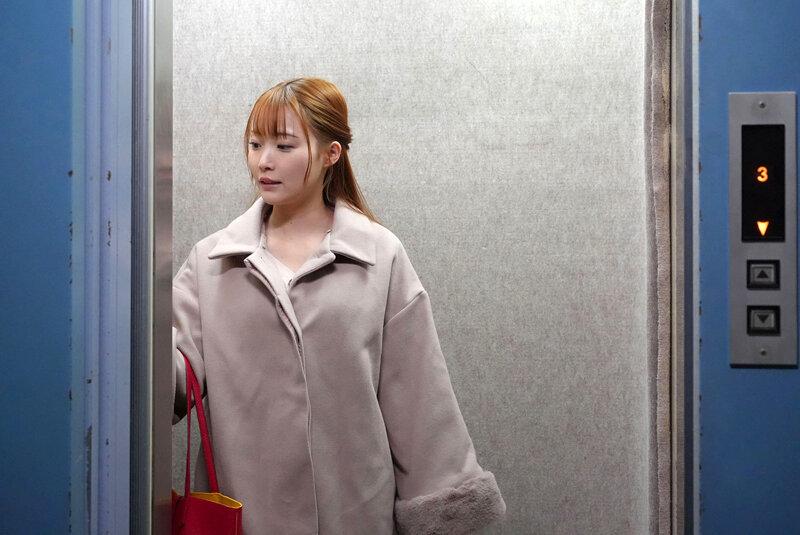 妻と巨根青年のモーニングルーティン 朝から硬くそったカリデカ巨根を挿れられて… 結月りあ サンプル画像 4