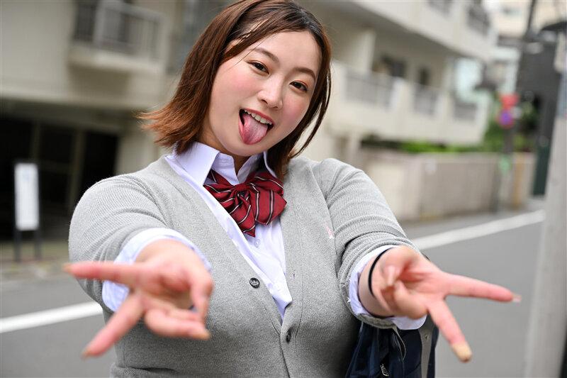 【VR】【圧倒的超肉感特化】Y2KむっちむちぱっつぱつJKコスプレ娘と金玉袋から精子が枯れ果てるまで何度も何度も貪り性交！！ 藤沢麗央 サンプル画像 3