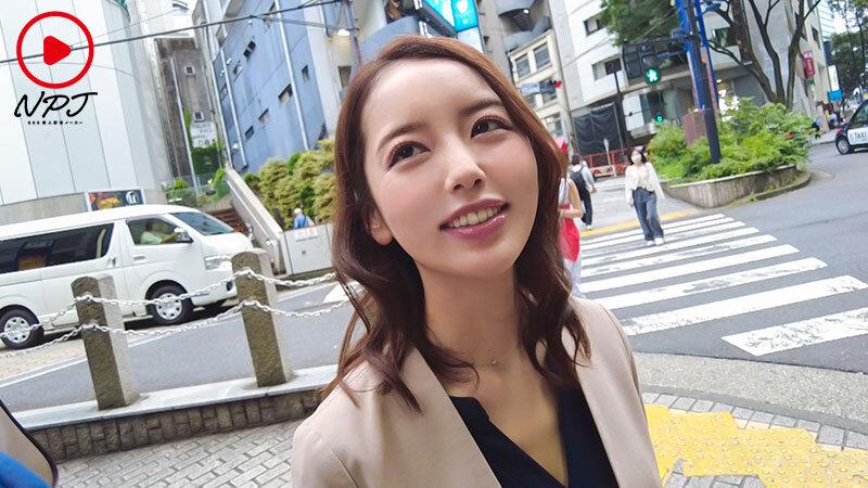 仕事の営業回り中に同僚女子社員とサボリラブホでハメ飲み【個撮】 サンプル画像 2
