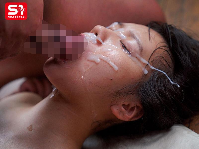 顔射は可愛いければ可愛いほど興奮できる 絶世美女60名に合計101発の大量顔射ベスト サンプル画像 2