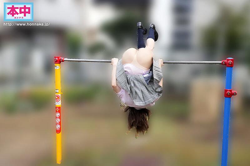 剃りたてパイパンおま●こハミマン誘惑に勃起…小悪魔な彼女の妹に呼び出されては何度も何度も中出しセックスしてしまったサイテーなボク。 倉本すみれ サンプル画像 4