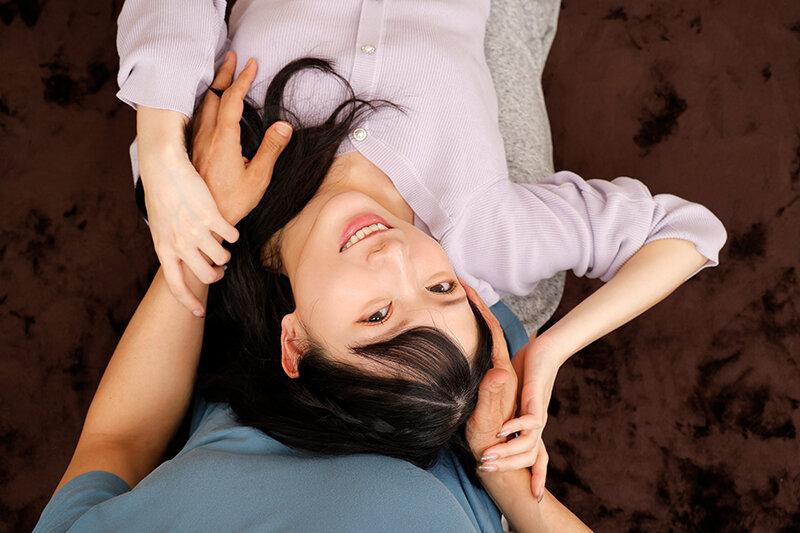 【VR】俺のことが好きすぎる笑顔満点の彼女とイチャラブ全開完全受身の中出しSEX 宮西ひかる【8K】 サンプル画像 4