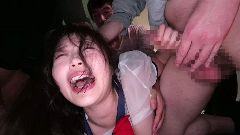 同意なく問答無用に犯●れ肉オナホ輪●された私 男たちに群がられ貪られるように犯●れたモデル撮影会レ×プ 二葉エマ サンプル画像 5
