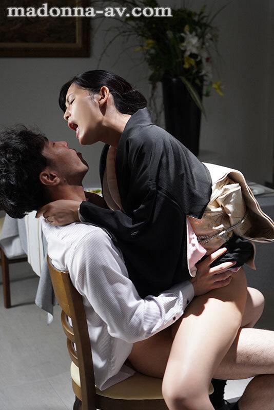 娘の幸せを見届けながら…。披露宴で娘婿に犯●れた母 吉永塔子 サンプル画像 9