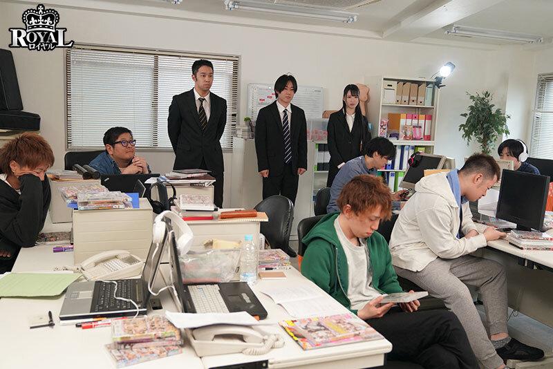 AV制作会社のADなら肉便器になっても当然だろww 無理矢理、性処理係任命！行列の出来る鬼中出し追撃プレス 月野江すい サンプル画像 1