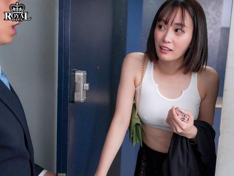隣人ガチャUR確定演出。隣に引っ越してきたのはノーブラ乳首ポッチの美乳お姉さん。 美谷朱音 サンプル画像 14