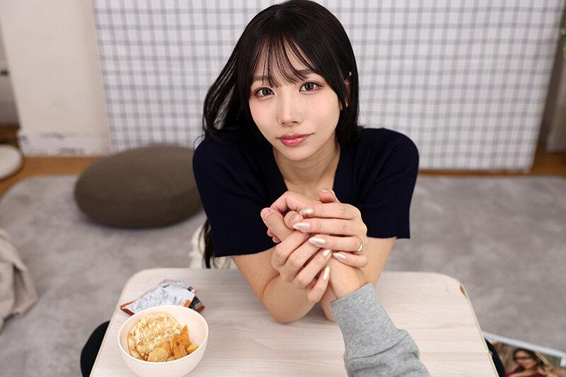 【VR】欲求不満な人妻が派遣されてきました。 旦那との営みにマンネリ化を感じている美人妻が引き締まった下半身を一心不乱に動かしながらボクのチ〇ポをぐっぽり咥え込む搾精記録。えりかさん 28歳 サンプル画像 9