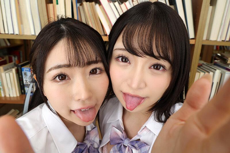 【VR】W乳首舐めが…ヤバすぎる…！！図書室で教え子2人と声我慢エッチ！！ 皆月ひかる 佐藤ののか サンプル画像 3