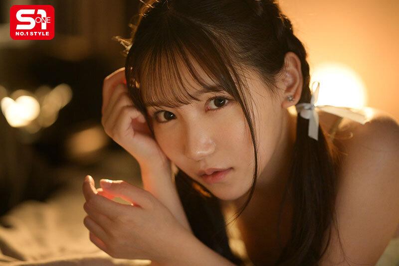 【VR】「文化祭、2人で抜け出さない？」学園のマドンナ三田さんに手を握られて…制服脱いだら艶っぽい大人スレンダーボディで瞬殺 あまりにも抜け駆けSEXが最高すぎたラブホ後夜祭 三田真鈴 サンプル画像 8