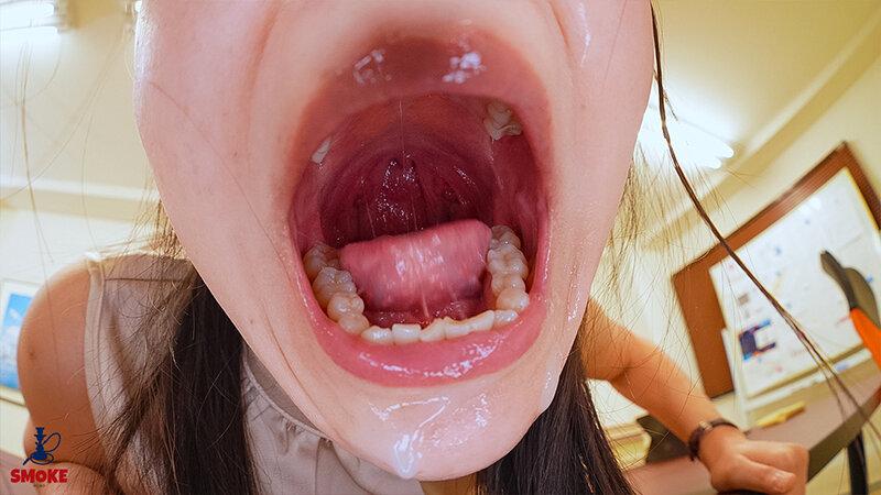 【喉ま○こセクハラ】 苦手な上司のギン勃ち巨根ち○ぽで何度も拡張イラマチオ射精されるデカ尻部下OL 雪奈真冬 サンプル画像 13