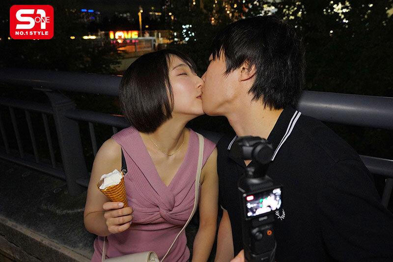 無邪気なのにスッゴくエッチ たくさんはしゃいで、えっちする。昼は無邪気で夜は妖艶─ショートカット×上目遣いがず・る・い！！密着2人だけのヤリまくり濃密デート 糸井瑠花 サンプル画像 11