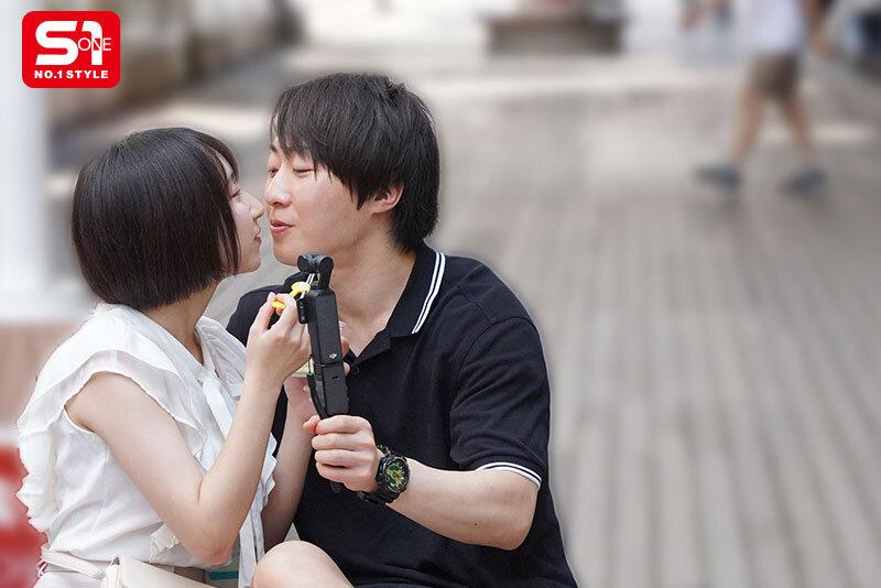 無邪気なのにスッゴくエッチ たくさんはしゃいで、えっちする。昼は無邪気で夜は妖艶─ショートカット×上目遣いがず・る・い！！密着2人だけのヤリまくり濃密デート 糸井瑠花 サンプル画像 4