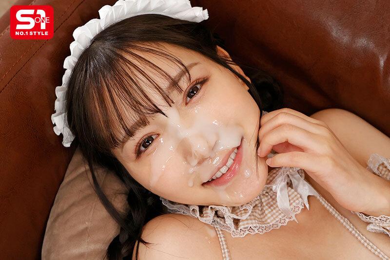俺専属の超可愛いメイドは大量顔射がいっちばん喜ぶので、顔面ぶっかけSEXでたっぷり可愛がってやる！ 三田真鈴 サンプル画像 5