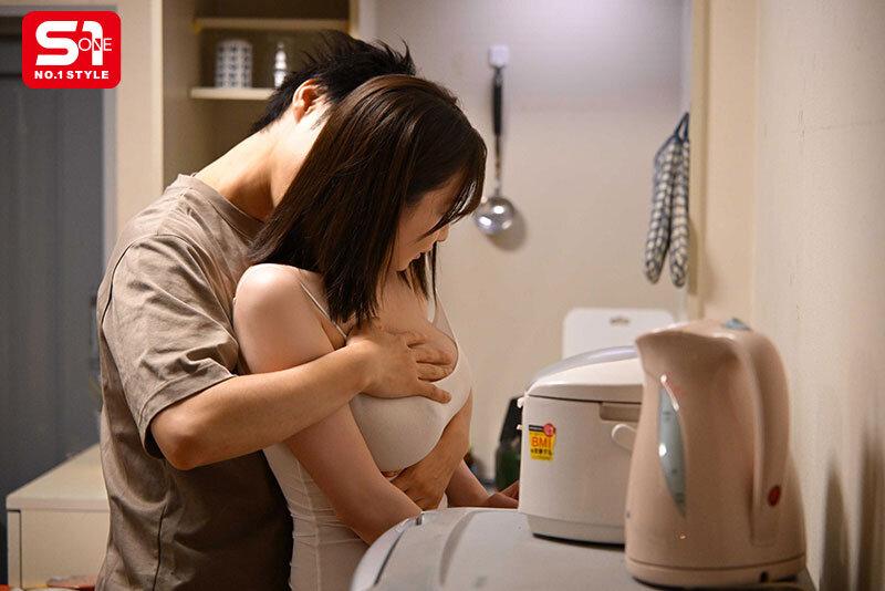 超優しくて気が利いて料理上手でいつでもヤレて男の欲望を全て満たして尽くしてくれる完全無欠のK乳ネキ（セフレ）の癒やしヌキ 鷲尾めい サンプル画像 3