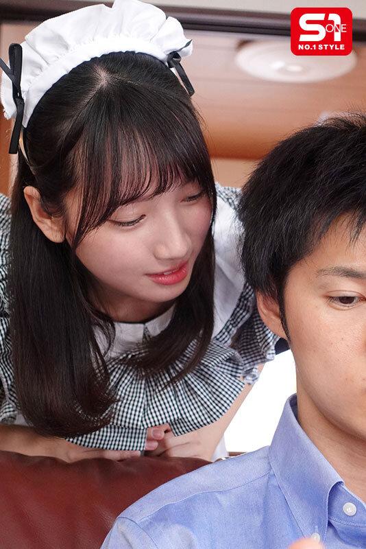 妻が不在中、雇い主のシモの世話までシタがるご奉仕メイドのシコシコ誘惑 榊原萌 サンプル画像 3