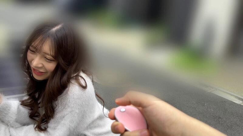 リモバイ発動中にベロキス発情したあやさんは潮吹きして中出しして痙攣中 野外デートでリモバイ接吻しまくったらガクブル中出しSEX 小那海あや サンプル画像 1