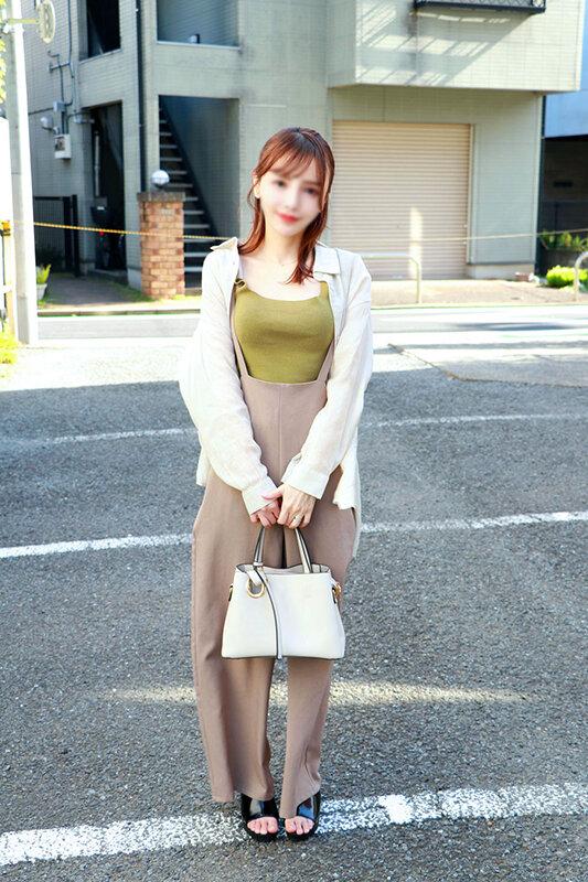 【旦那公認】人妻NTR 04 他人棒で覚醒するドエロい奥様たち サンプル画像 17