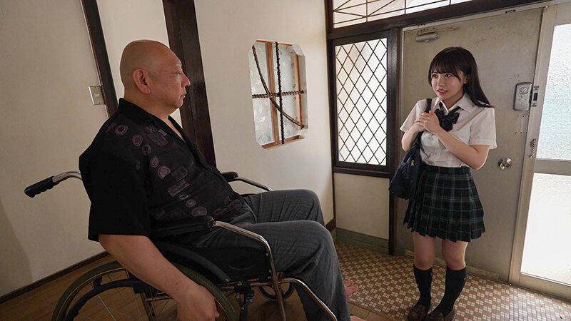 隣の変態大家におっぱいを揉まれ毎日犯●れてます 柏木こなつ サンプル画像 3