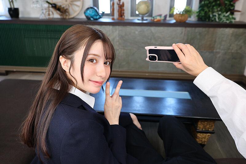 【VR】【8K VR】僕の彼女は教え子クォーター美少女 卒業するまで身体の関係を持たない約束の彼女と卒業式の後に… 水色ノア サンプル画像 4