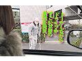 ヤリマンワゴンが行く！！ハプニング ア ゴーゴー！！川上ゆうと翔田千里とリズの珍道中 衰え知らずのケダモノコンビ襲来！凄腕性豪コンビネーションで素人精子を徹底搾取！ サンプル画像 4